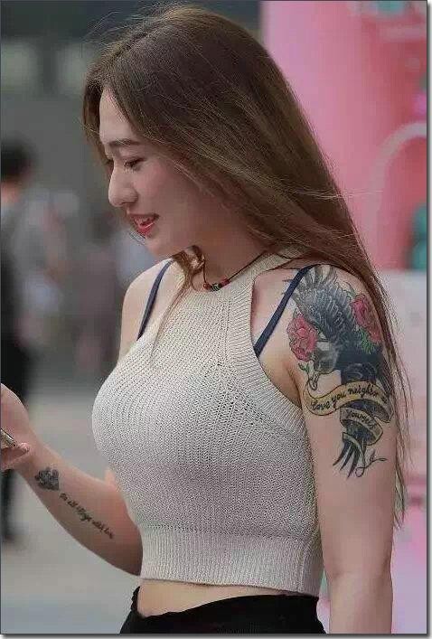 奶牛级别的少妇、最美不过如峰的胸器，最美不过隐隐的乳香[14P]第1页 作者:Publisher 帖子ID:74615 TAG:偷拍图片,露出偷窺,2048核基地