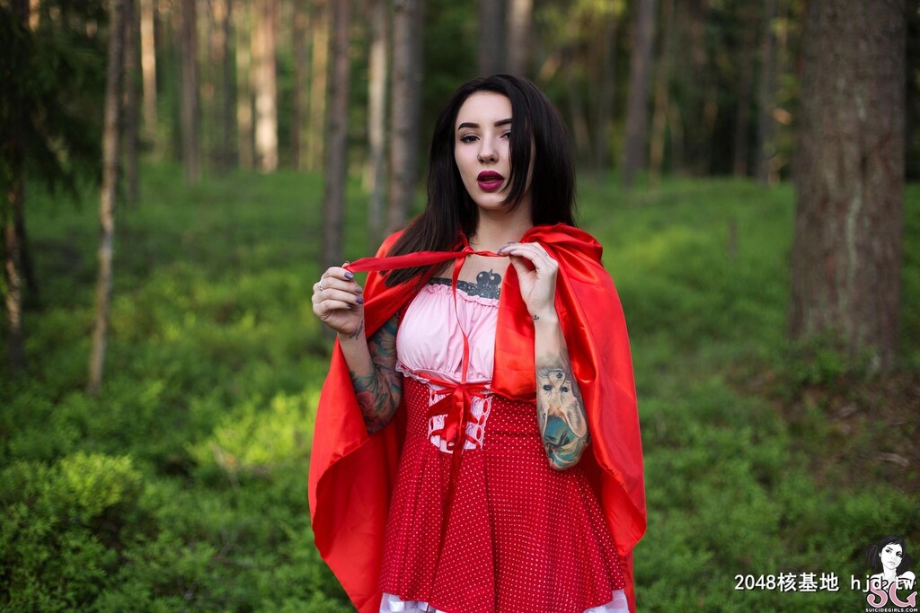 [SuicideGirls]NastyAveter-LittleRedRidingHood-[42P]第1页 作者:Publisher 帖子ID:60201 TAG:欧美图片,歐美激情,2048核基地