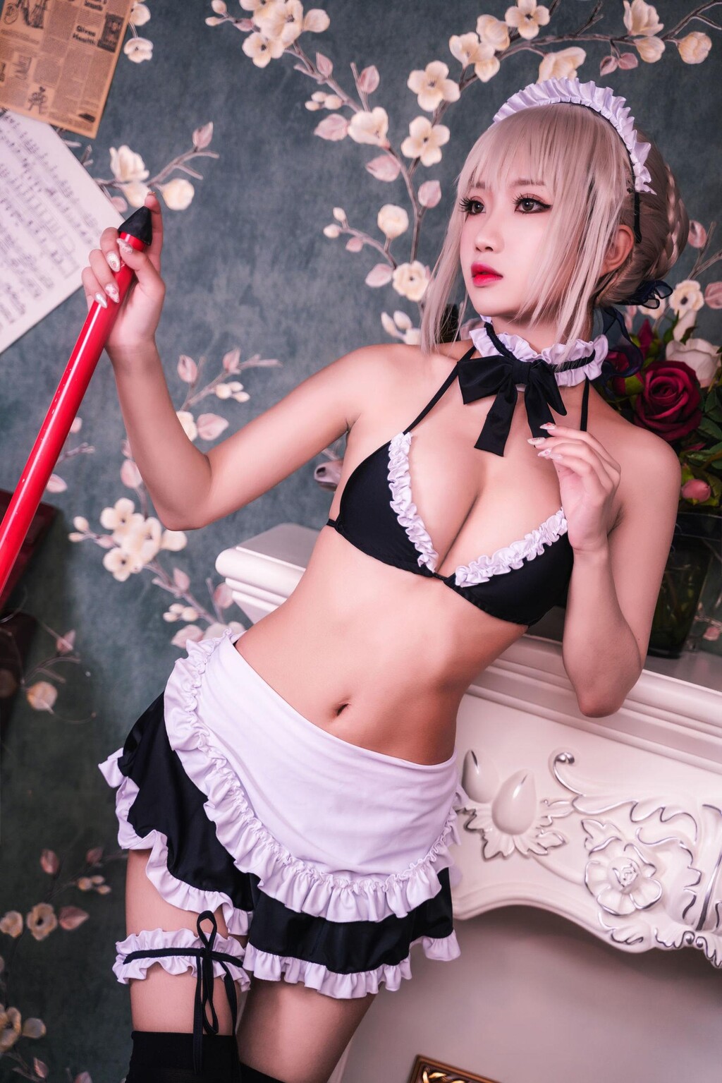 [CosPlay美女]鬼畜瑶-黑呆女仆写真套图[26P]第1页 作者:Publisher 帖子ID:213427 TAG:唯美图片,唯美清純,2048核基地