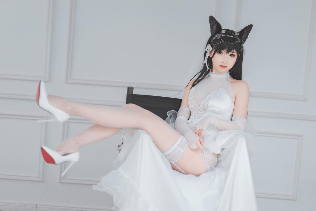 [CosPlay美女]面饼仙儿-爱宕花嫁写真套图[29P]第1页 作者:Publisher 帖子ID:213426 TAG:唯美图片,唯美清純,2048核基地